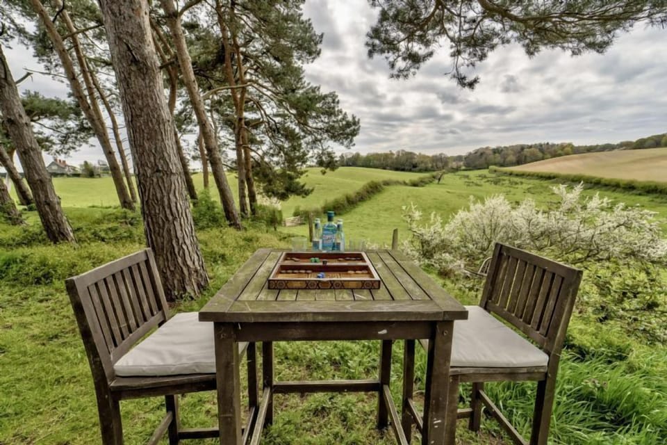 Surrounding area at Lodge Farm