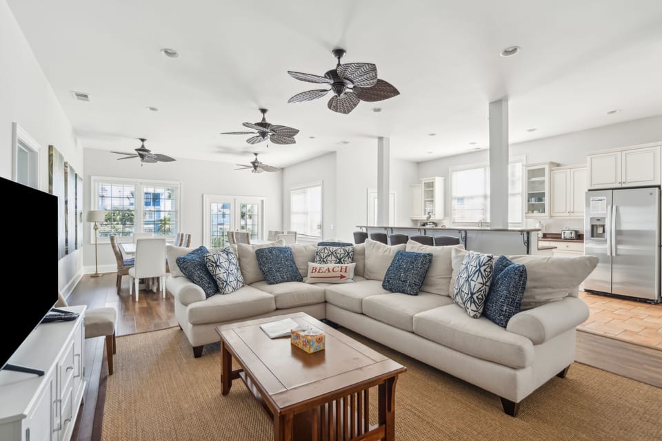 Living Room- 2nd Floor