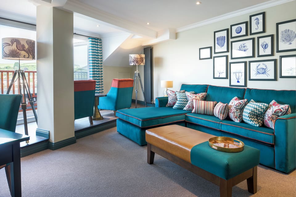 Luxury Suite, 1 King Bed, Balcony, Harbor View | Living area | Flat-screen TV