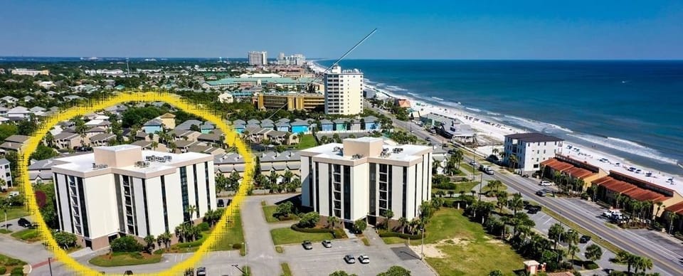 Condo, 3 Bedrooms | Exterior