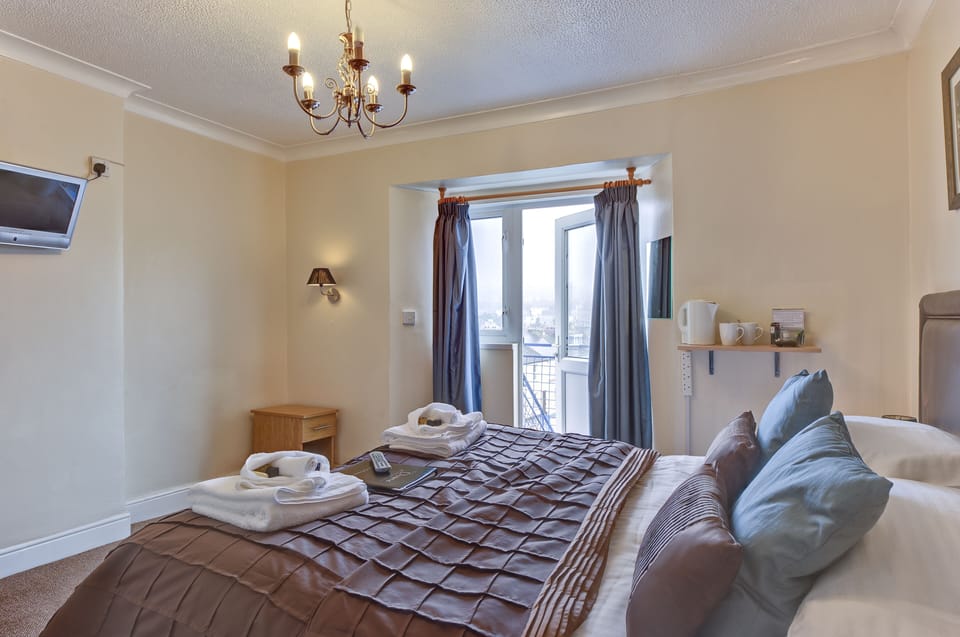 Standard Double Room (Rear View, 2nd floor) | Premium bedding, desk, iron/ironing board, free WiFi
