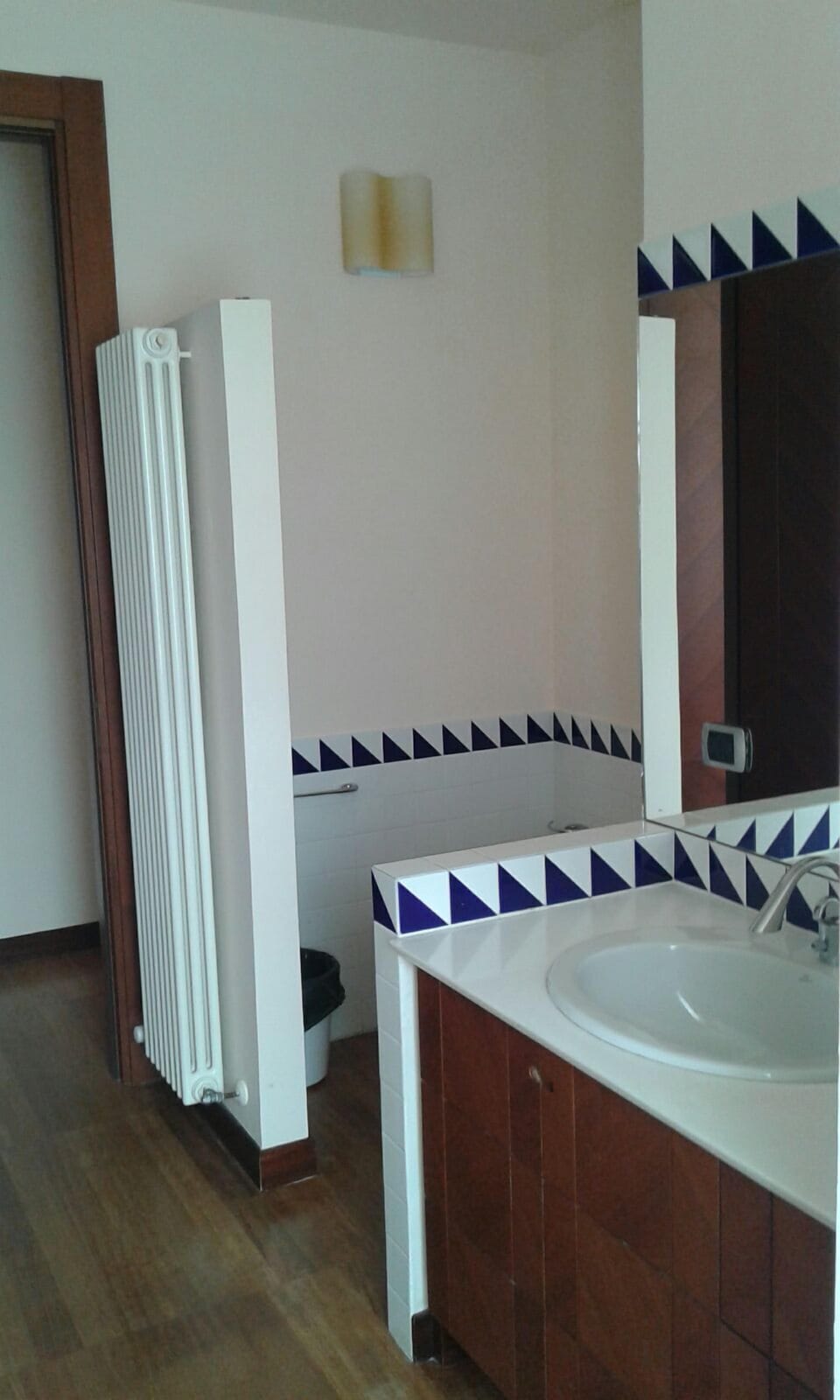 Comfort Room | Bathroom | Shower, towels