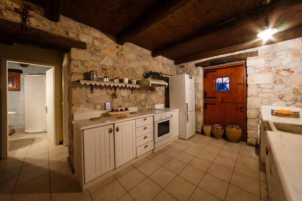 Villa, 5 Bedrooms, Sea View | Private kitchen | Fridge, oven, stovetop, dishwasher