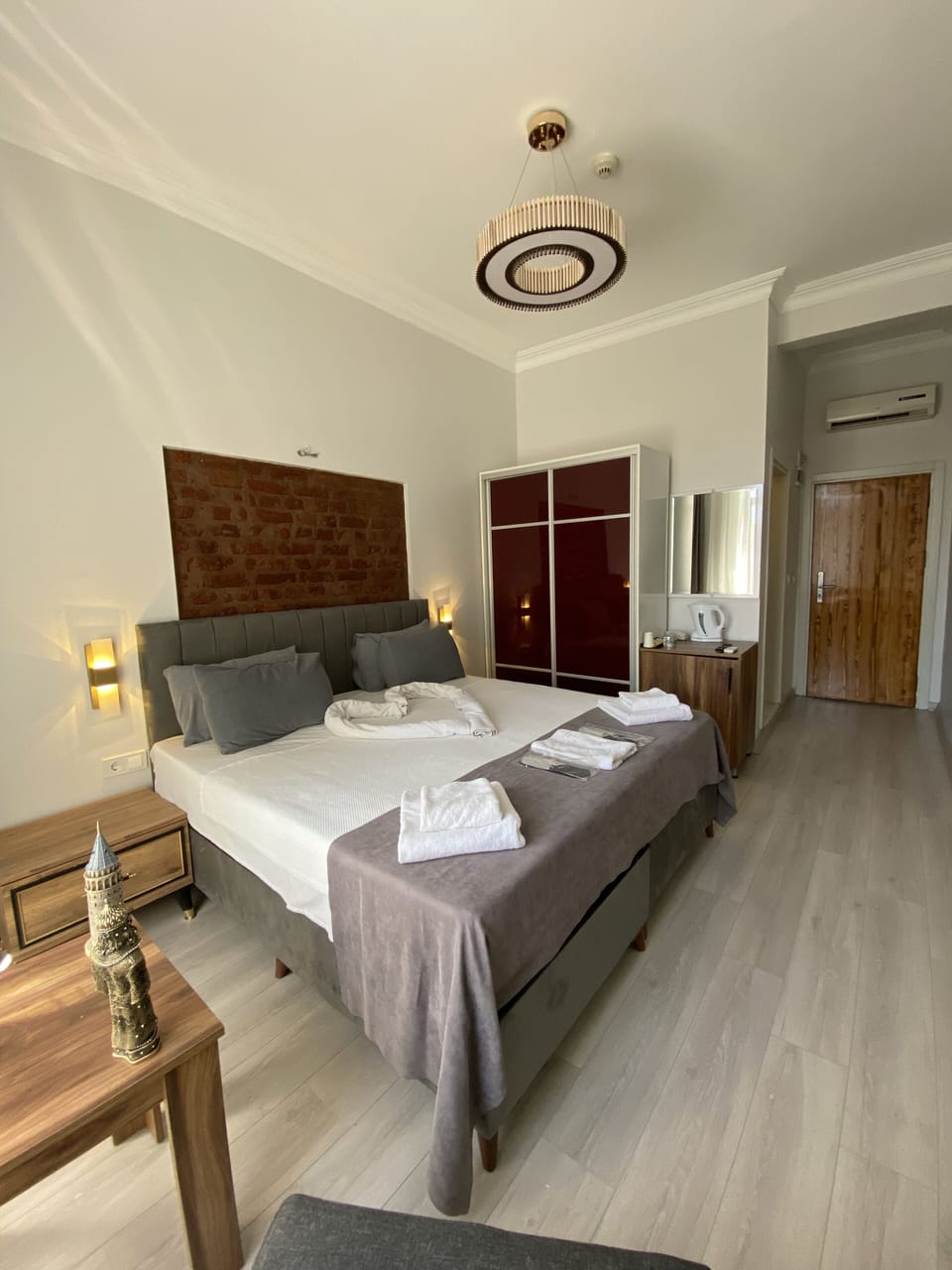Standard Double Room | Premium bedding, free minibar items, desk, iron/ironing board