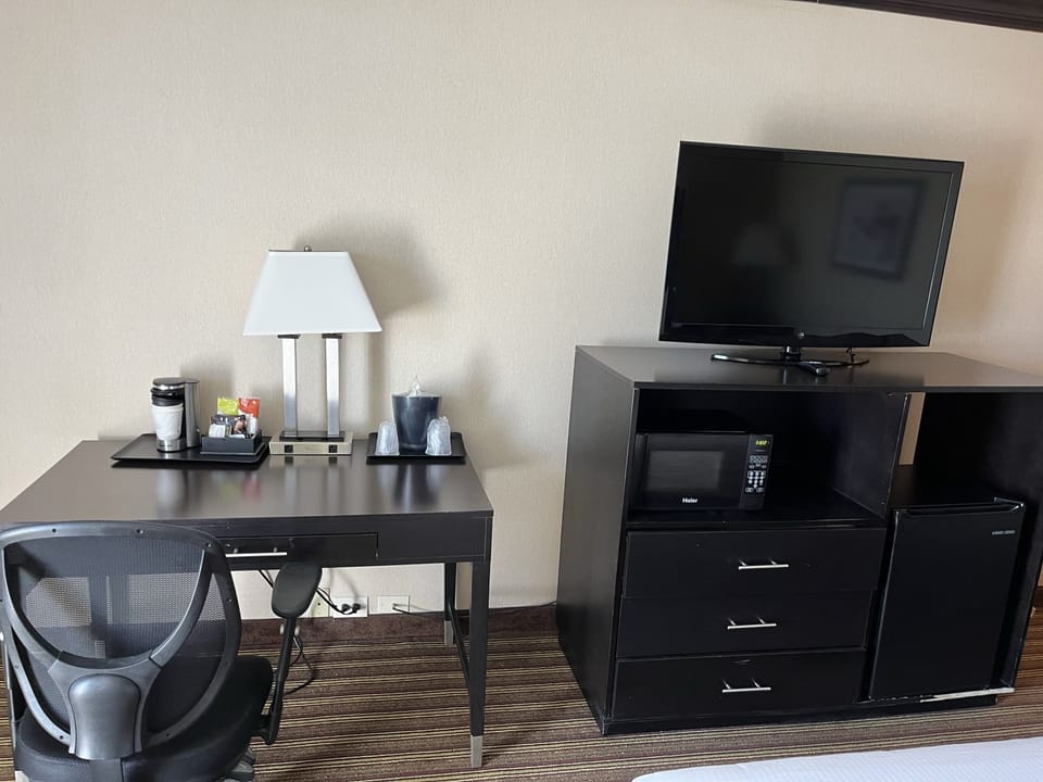 In-room safe, desk, iron/ironing board, free cribs/infant beds