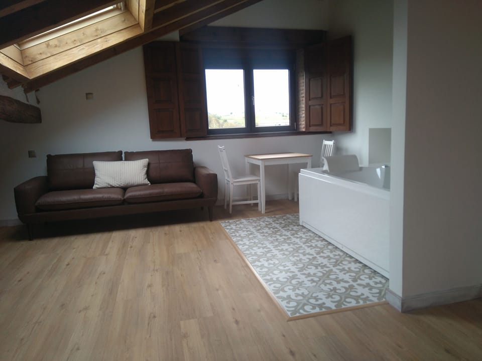 Superior Suite, 1 Bedroom | Mountain view