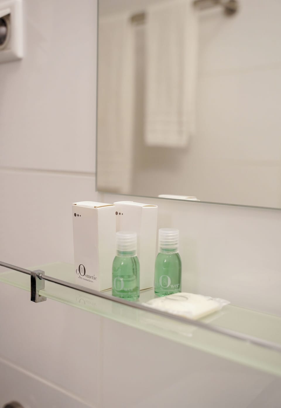 Single Room | Bathroom | Free toiletries, towels