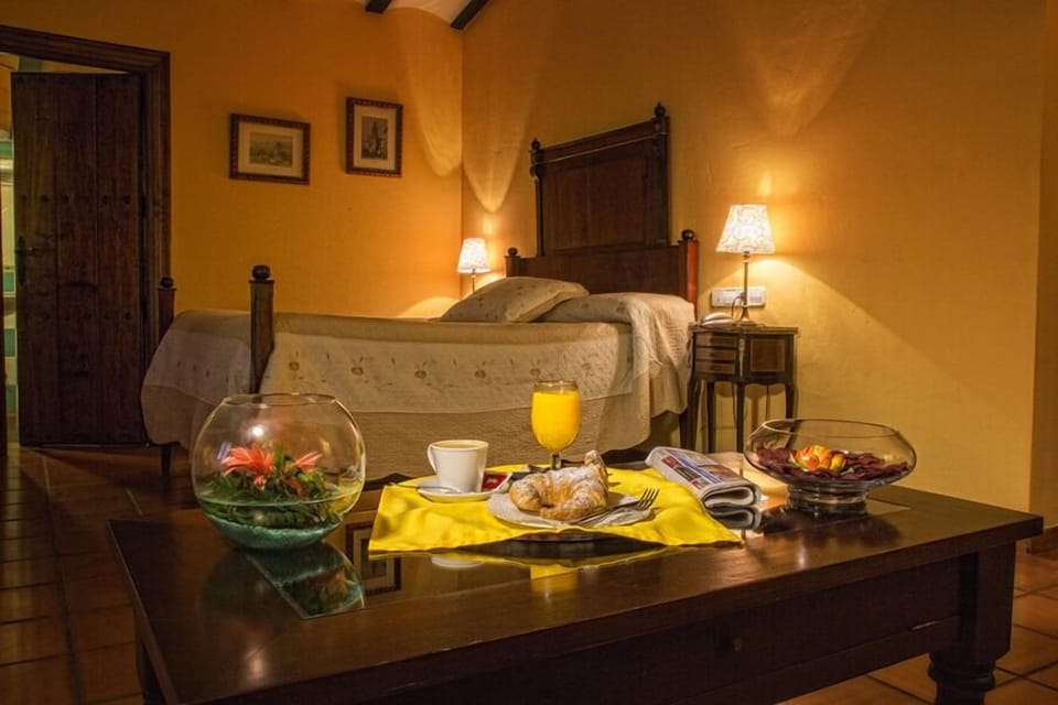 Desk, blackout drapes, iron/ironing board, free WiFi