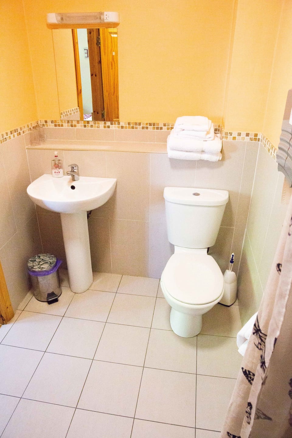 Groarty House & Manor B&B Bed and Breakfast in Northern Ireland