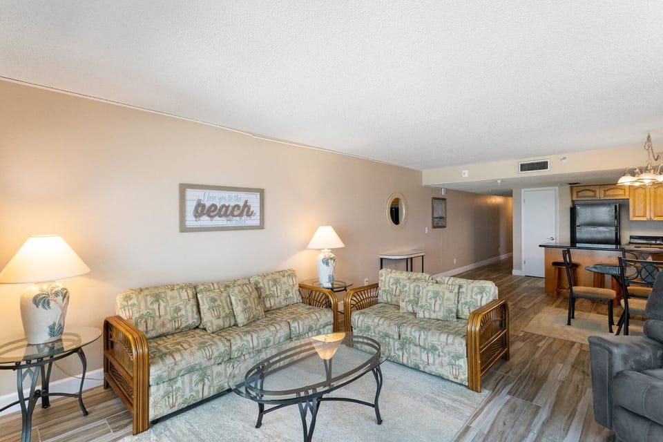 Sandy Shores 501 Living Room