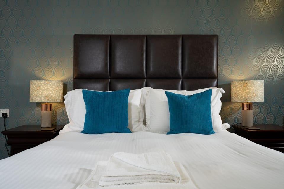 Premier Double Room, Ensuite | WiFi