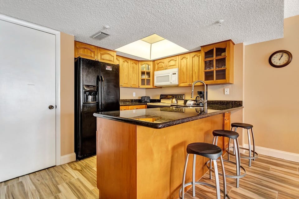 Sandy Shores 301 Kitchen