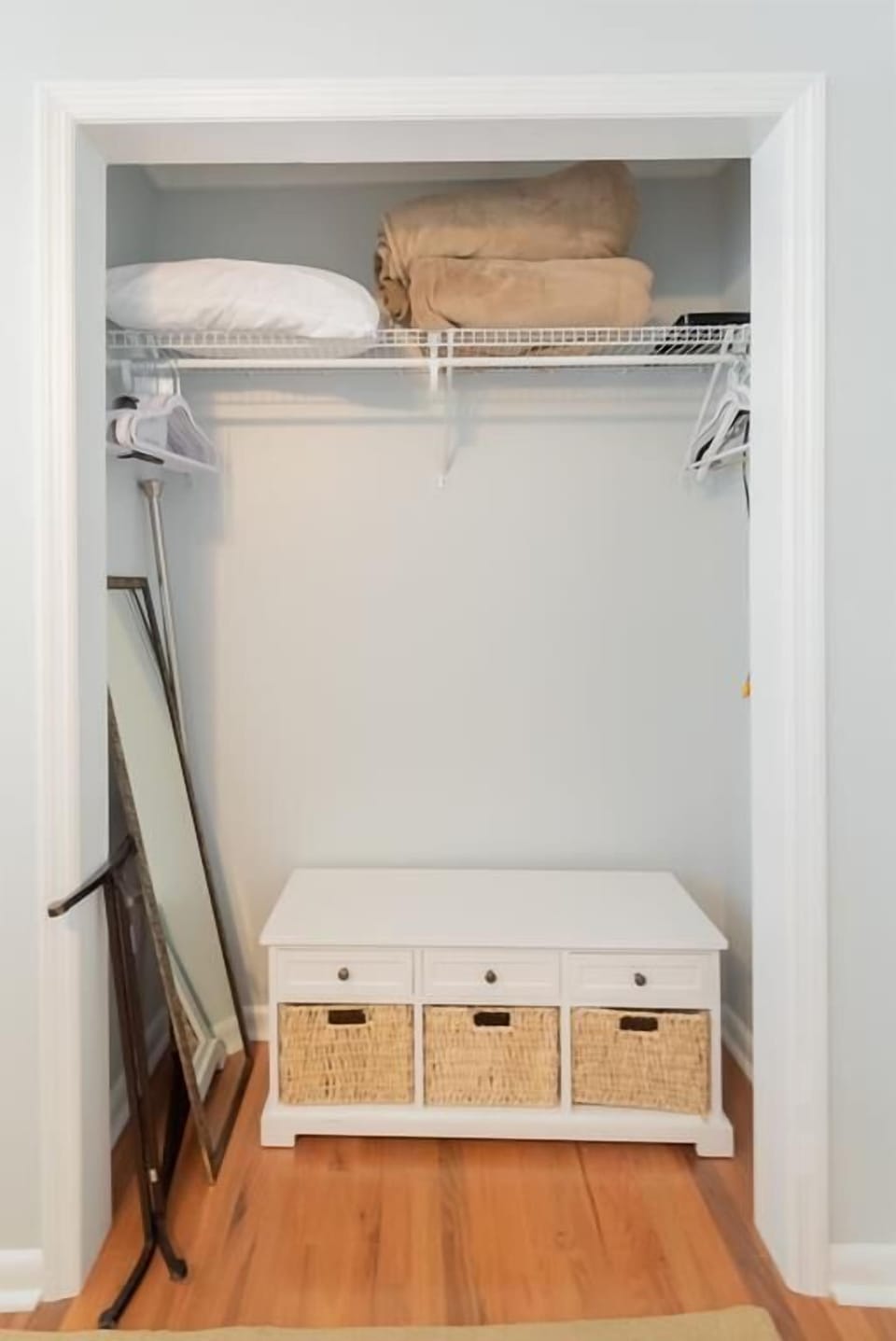 2nd Bedroom - Closet