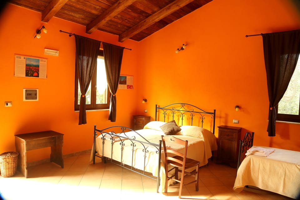 Triple Room | Desk, cribs/infant beds, free WiFi, wheelchair access