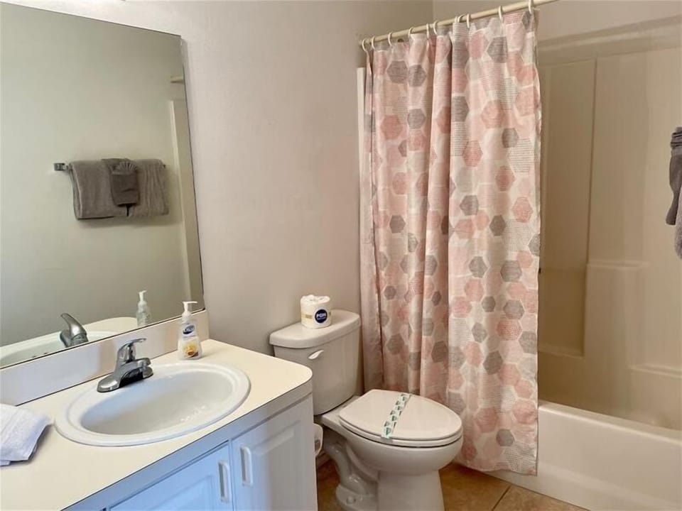 Master Bath 1