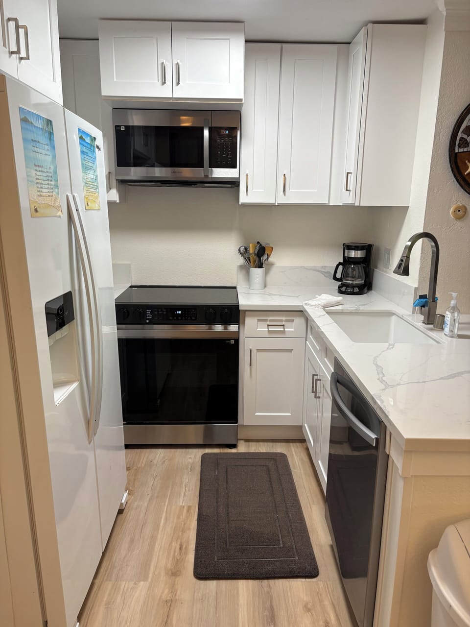 Fully equipped kitchen