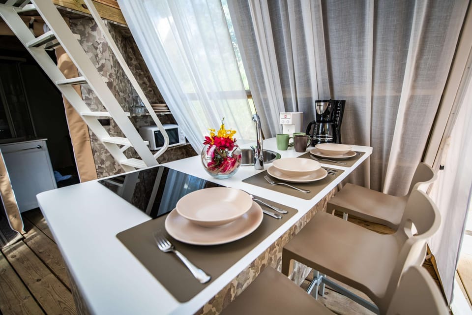 Private kitchenette