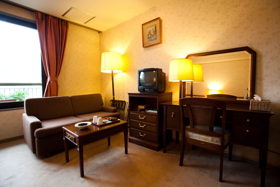 In-room safe, desk, laptop workspace, blackout drapes