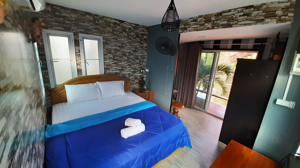 Deluxe Room | Free WiFi
