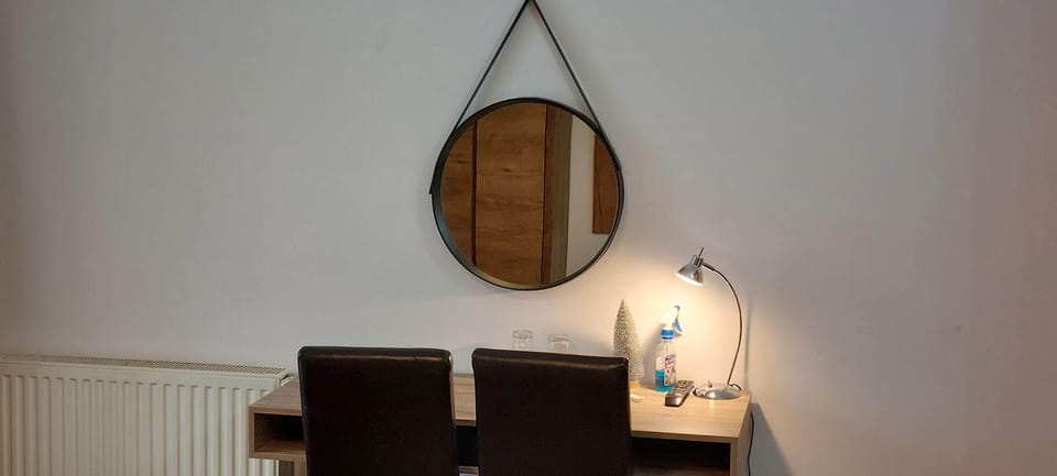 Basic Double Room, 1 Queen Bed | Desk, cribs/infant beds, free WiFi, bed sheets