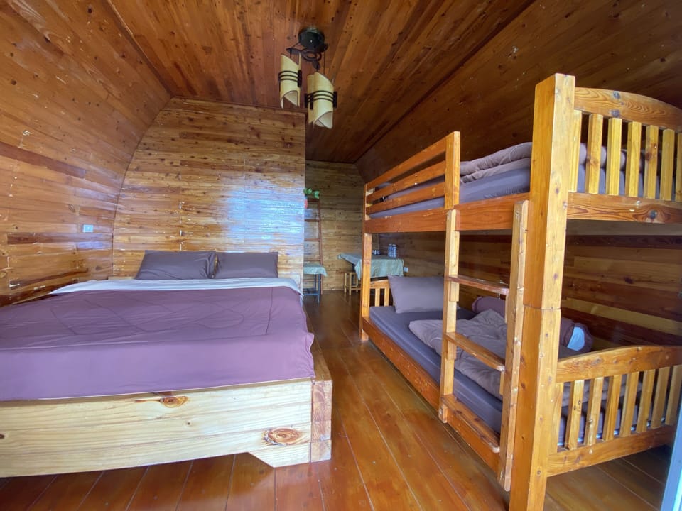 Family Room with Bunk Bed (Dome) | Rollaway beds, free WiFi