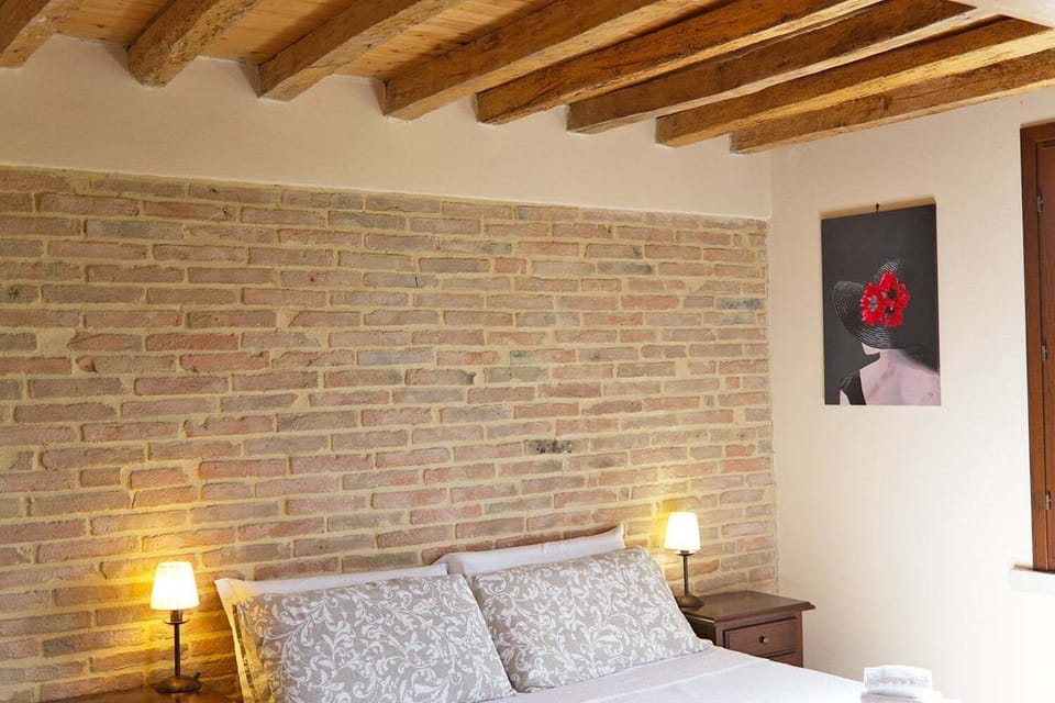 Deluxe Double Room, 1 Queen Bed | Premium bedding, down comforters, memory foam beds, minibar