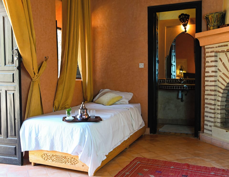 Comfort Double Room, 1 Bedroom | Iron/ironing board, free WiFi, bed sheets