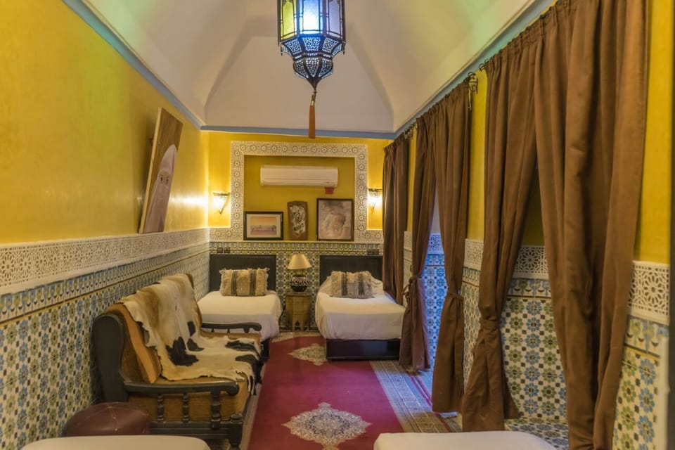 Quadruple Room | Iron/ironing board (on request), WiFi (free)