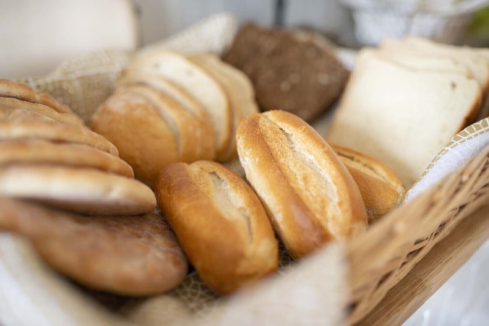 Free daily full breakfast
