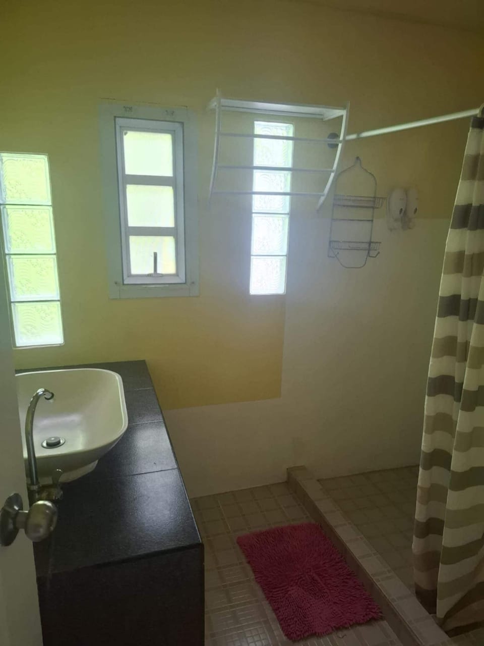 Deluxe Double Room | Bathroom | Towels