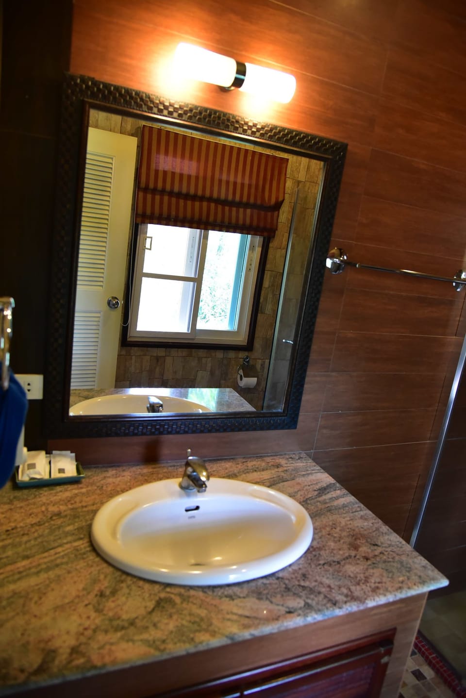Room Standard Double  | Bathroom sink