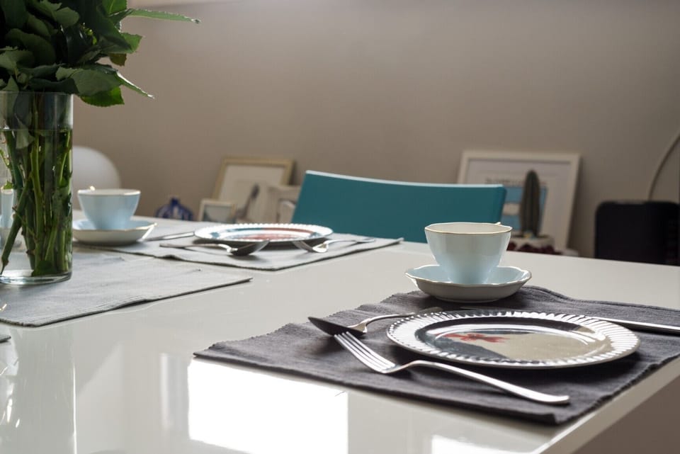 Apartment (1 Bedroom) | In-room dining