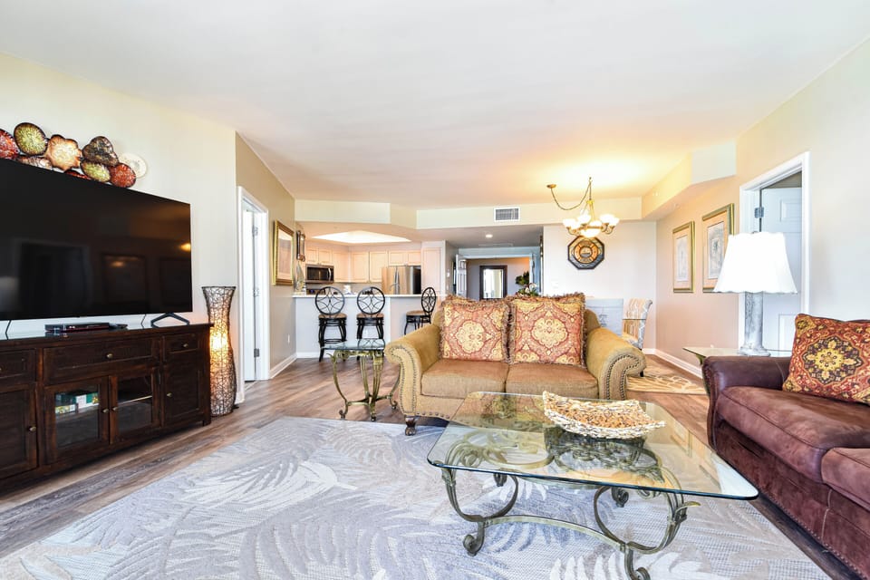 Silver Shells St. Maarten 903 - Open Floor Plan