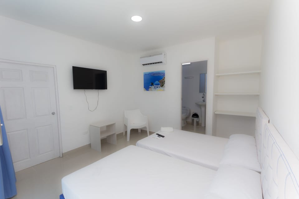 Standard Twin Room | Free WiFi, bed sheets