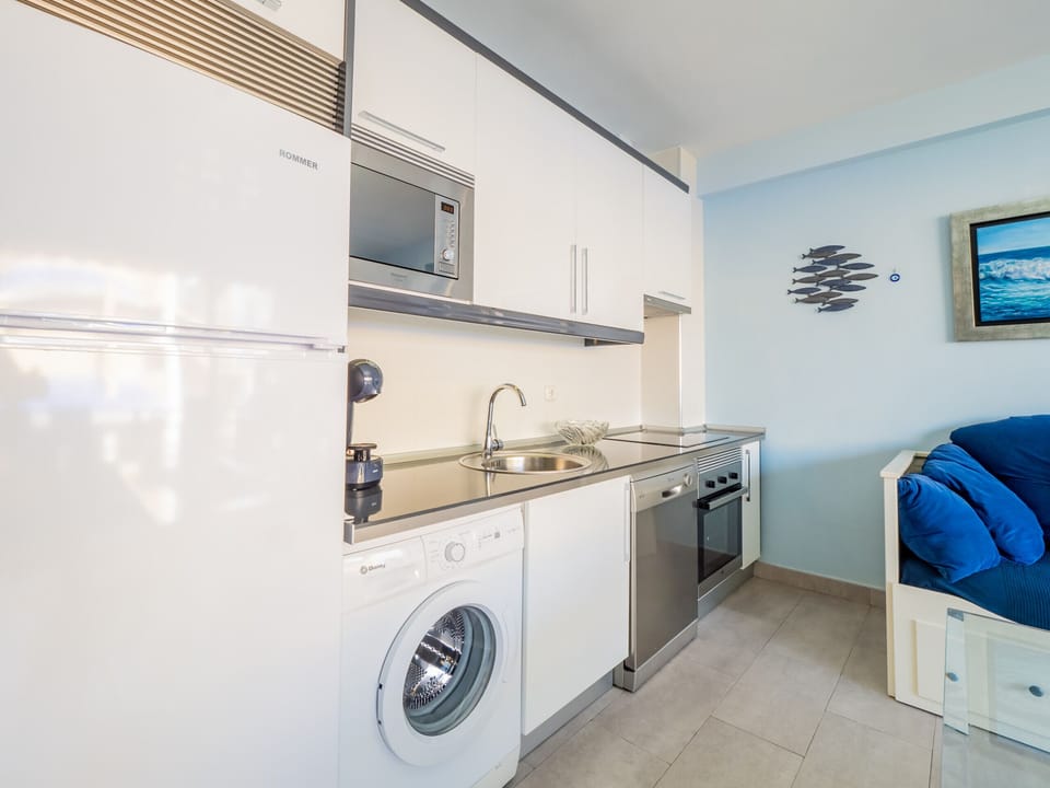 Enjoy the kitchen of this apartment in Torremolinos