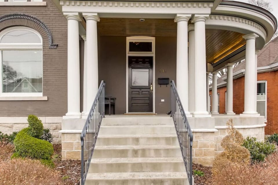 Welcome to our Historic Reno on Music Row!