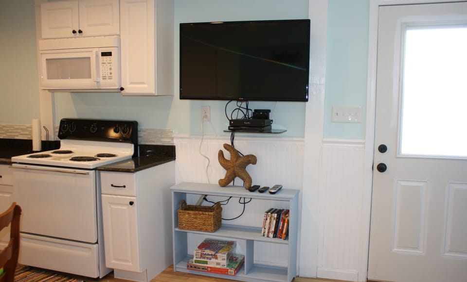 TV w/cable and DVD player in lower level