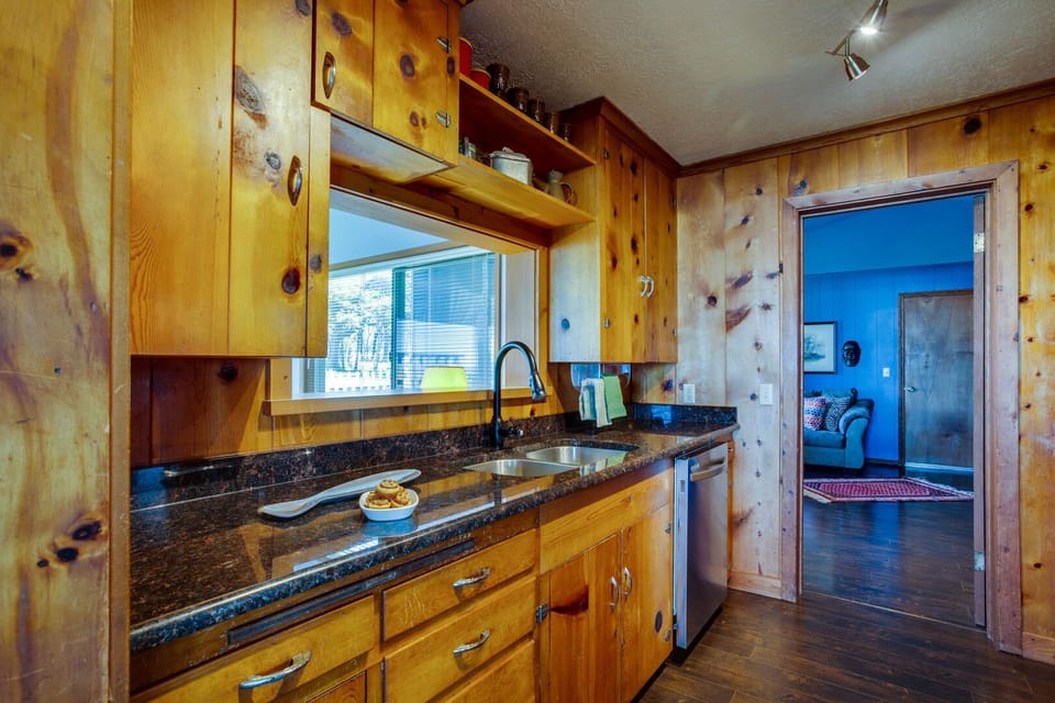 Granite counter-tops, and stainless steel make this kitchen a delight.