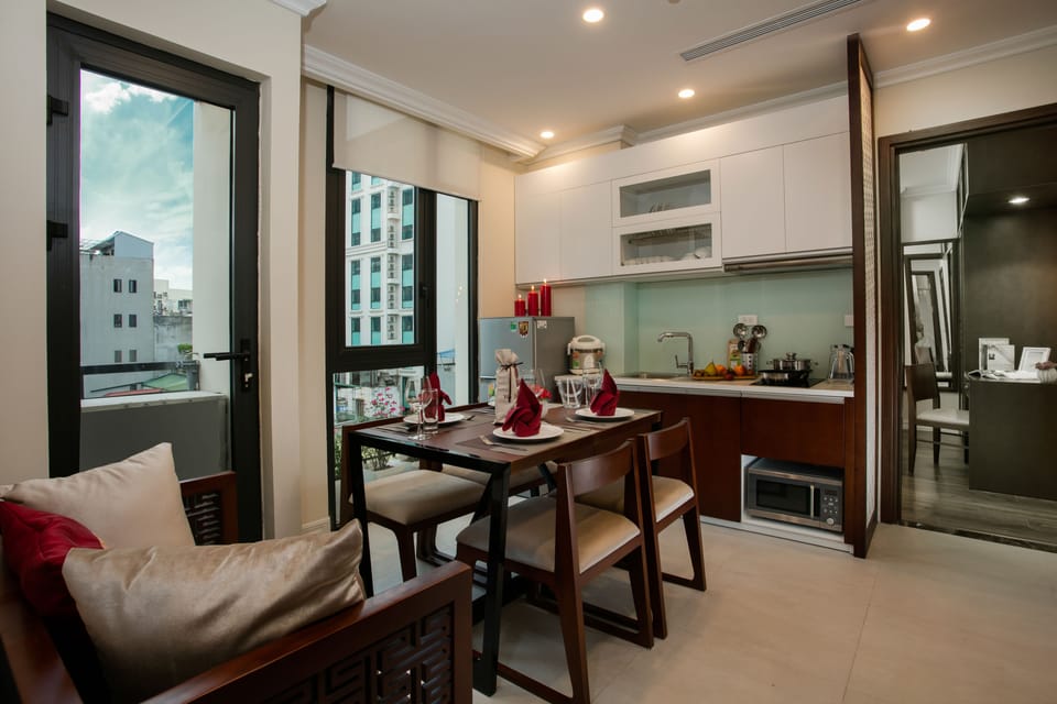 Au Coeur Comfort Apartment 2 Bedrooms | In-room dining