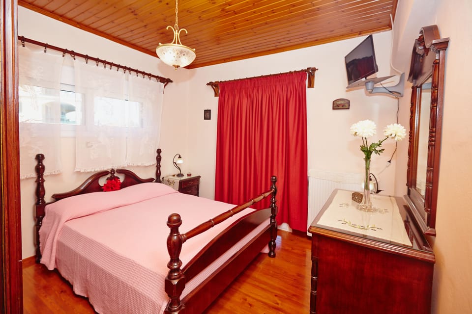 Anemelia Villa House in Peloponnese, Western Greece and the Ionian