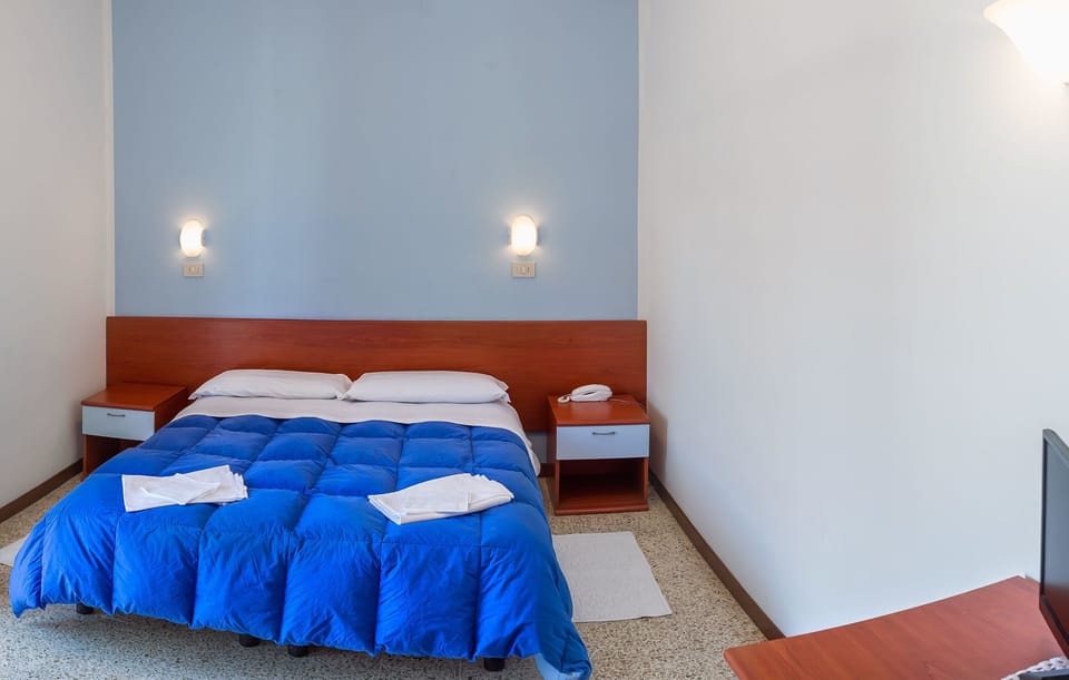 In-room safe, desk, cribs/infant beds, rollaway beds