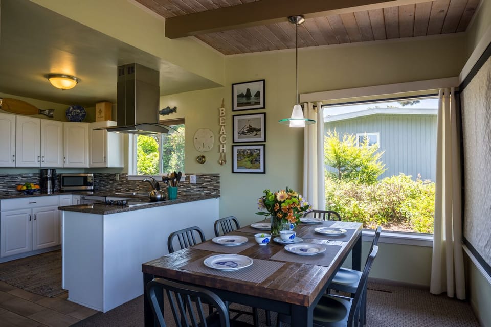Kitchen flows nicely into the dining area.
