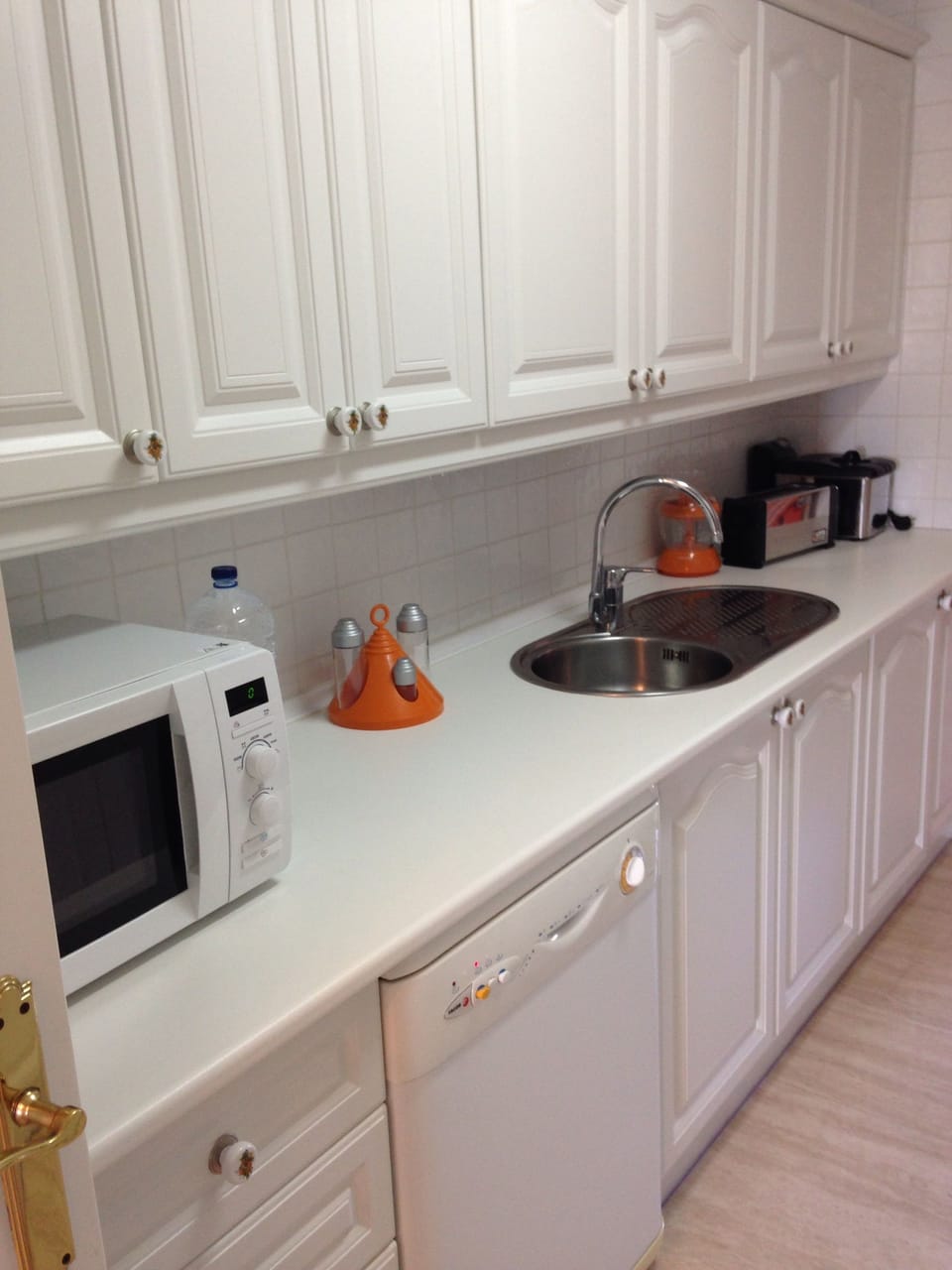 Apartment, 2 Bedrooms, Terrace, Sea View | Private kitchen | Fridge, microwave, oven, stovetop