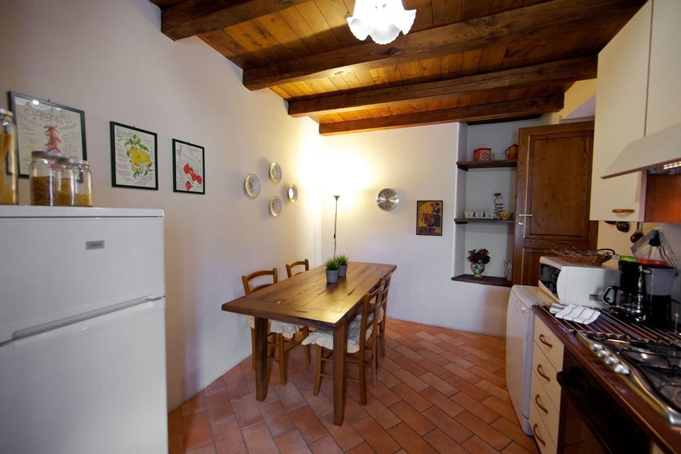 Villa, 4 Bedrooms | Private kitchen | Full-size fridge, microwave, oven, stovetop
