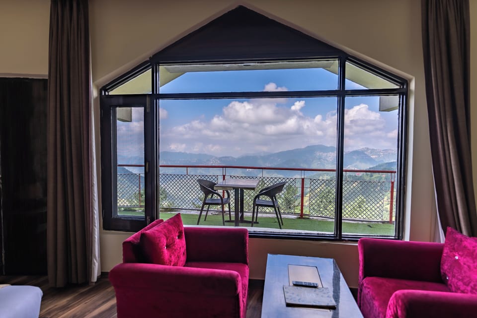 Deluxe Double or Twin Room, 1 King Bed, Garden View | View from property