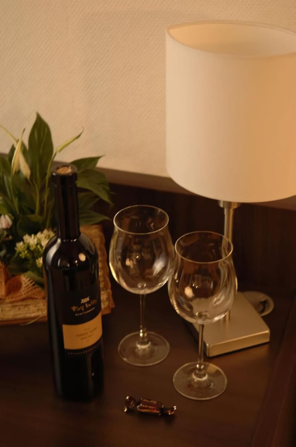 Business Double Room | Minibar, in-room safe, desk, iron/ironing board
