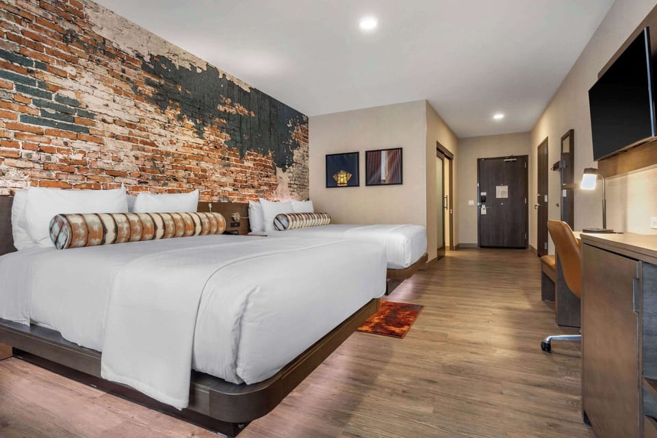 Down comforters, in-room safe, individually decorated