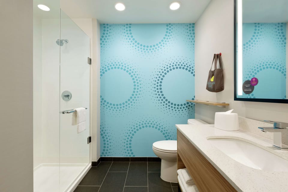 Bathroom shower