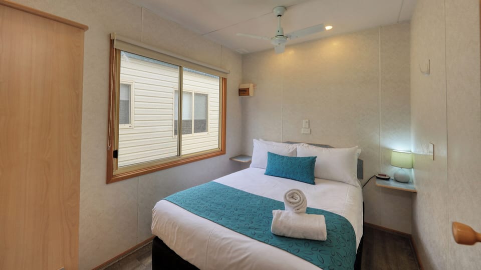 Yarrawonga Riverlands Tourist Park Cabin in Yarrawonga