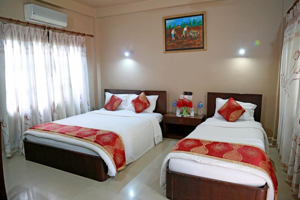 In-room safe, desk, iron/ironing board, free WiFi